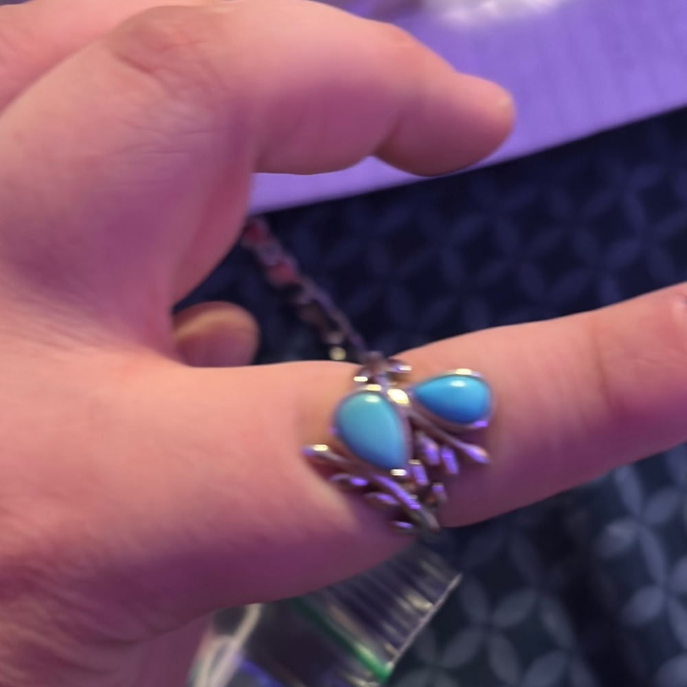 Elegant Silver and Turquoise Ring